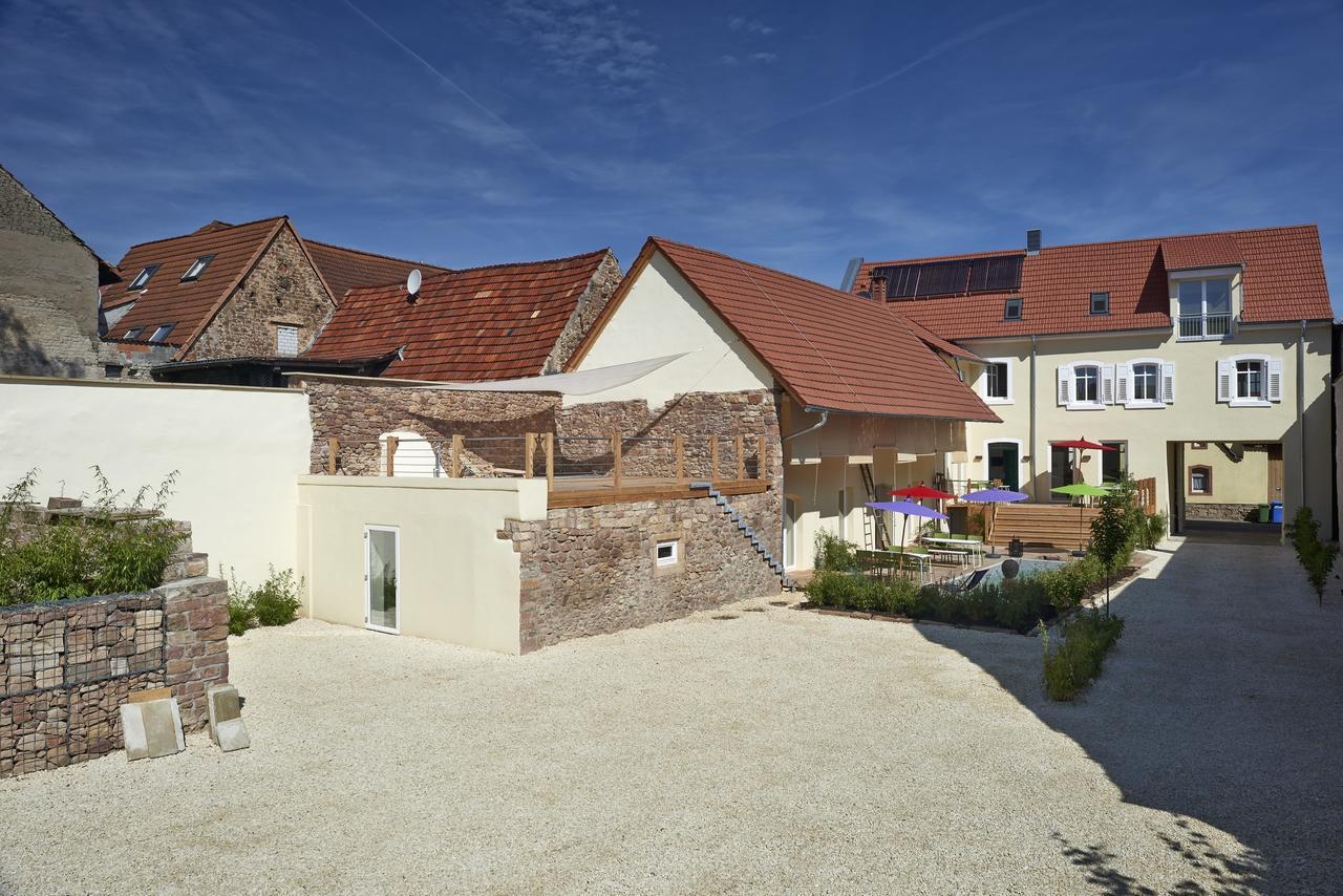 Rothfuss Hotel Weisenheim am Berg Exterior photo